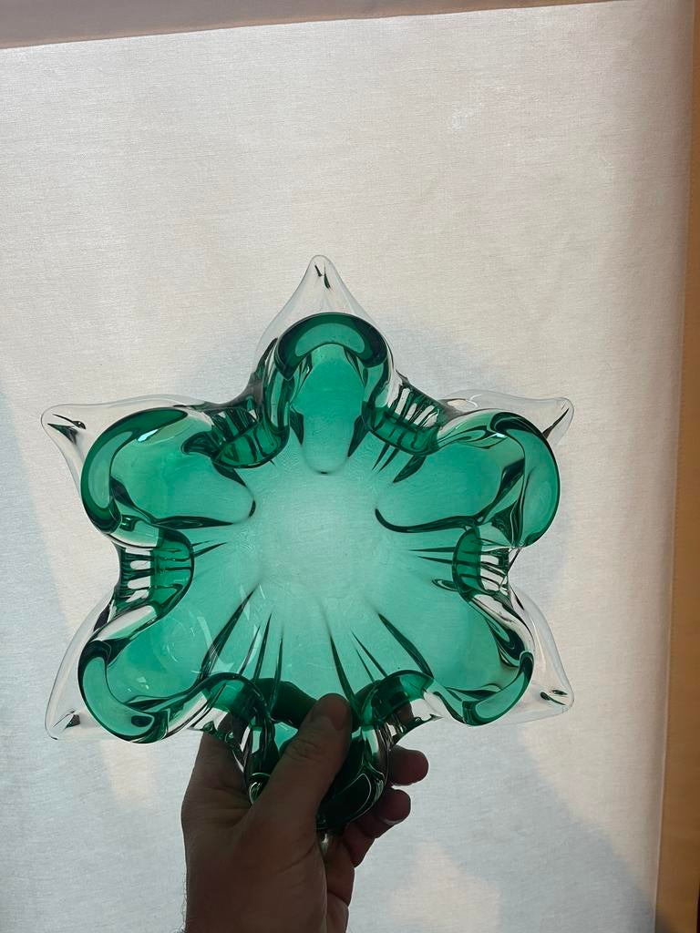 Vaas in het midden, Ophalen