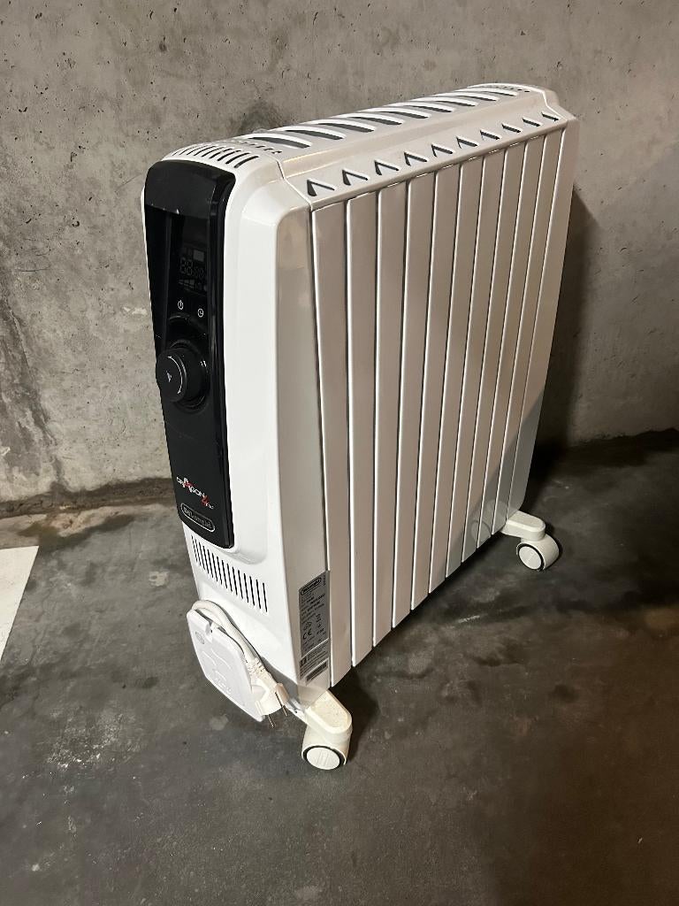 DELONGHI TRDX4 Olieradiator 71.3 x 63.4 x 18 cm, Ophalen, 30 tot 80 cm, Radiator, Zo goed als nieuw