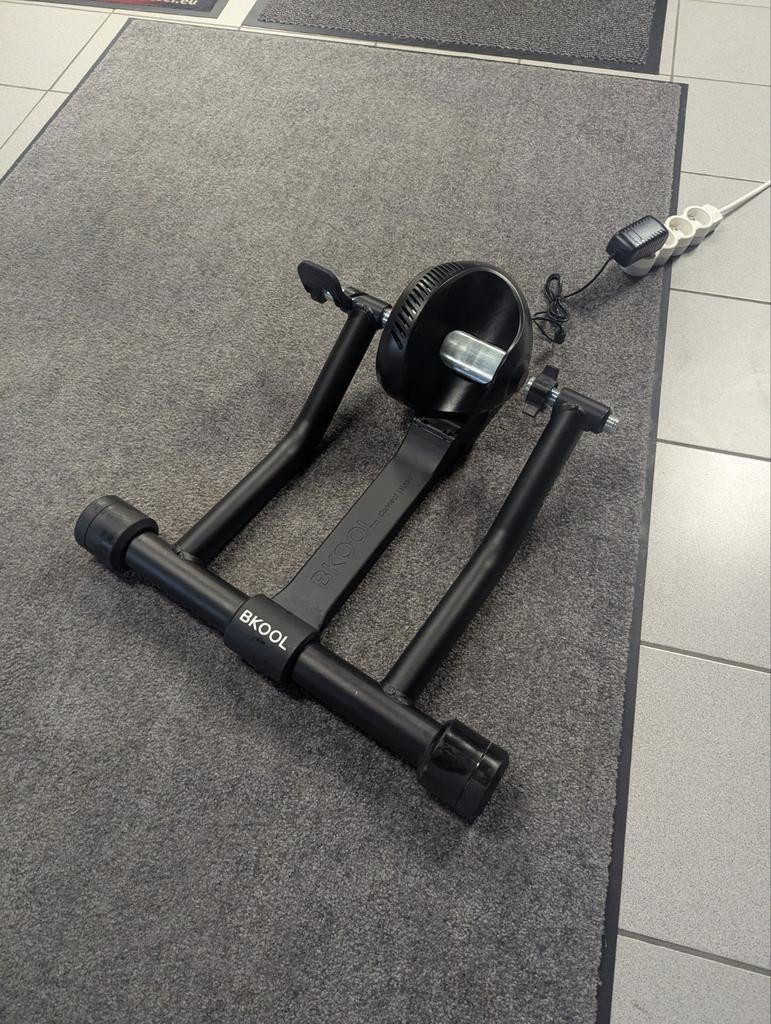 (KOOPJE) BKool hometrainer voor (koers)fiets., Enlèvement, Vélo d'appartement