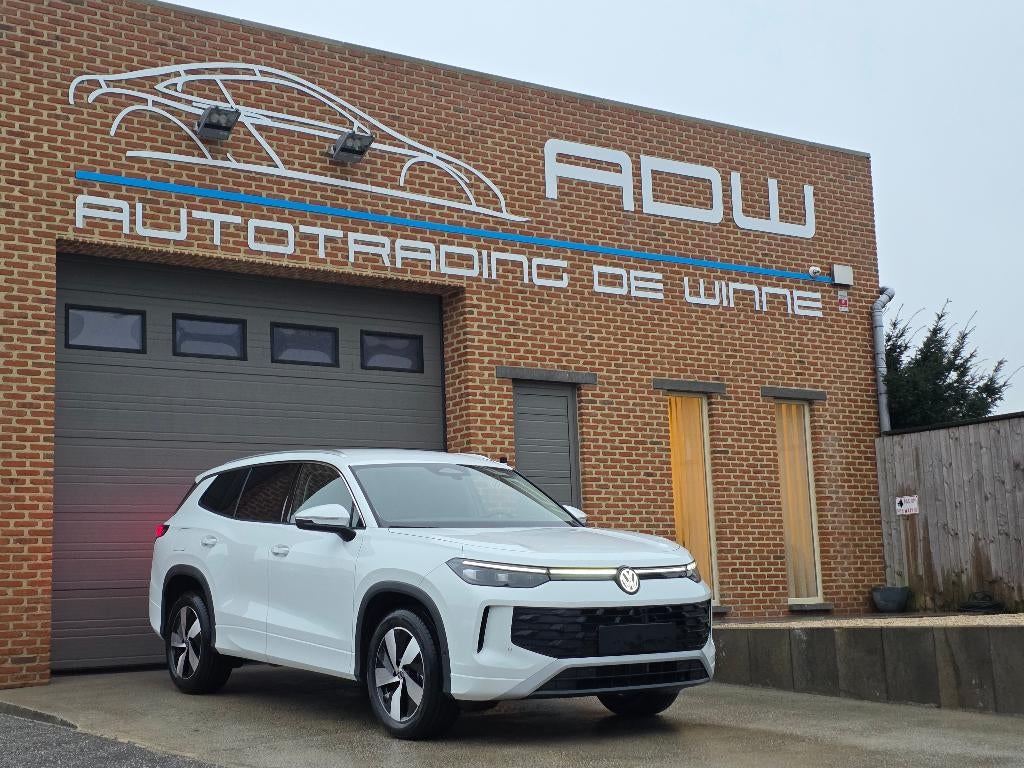 VW Tayron - Plug In Hybride - NIEUW 0KM - 204 PK, Stof, Bedrijf, 5 deurs, Hybride Elektrisch/Benzine