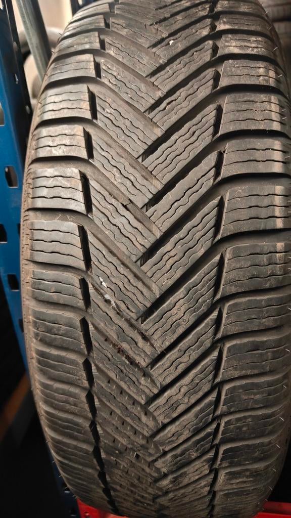 205/55r16 Michelin 40€ per stuk met montage en balanceren, Auto diversen, Autohoezen, Ophalen