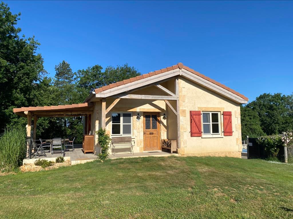 Vakantiehuis ‘Les Myrtilles’ te Dordogne Frankrijk, 5 personen, 2 slaapkamers, Open haard, Landelijk