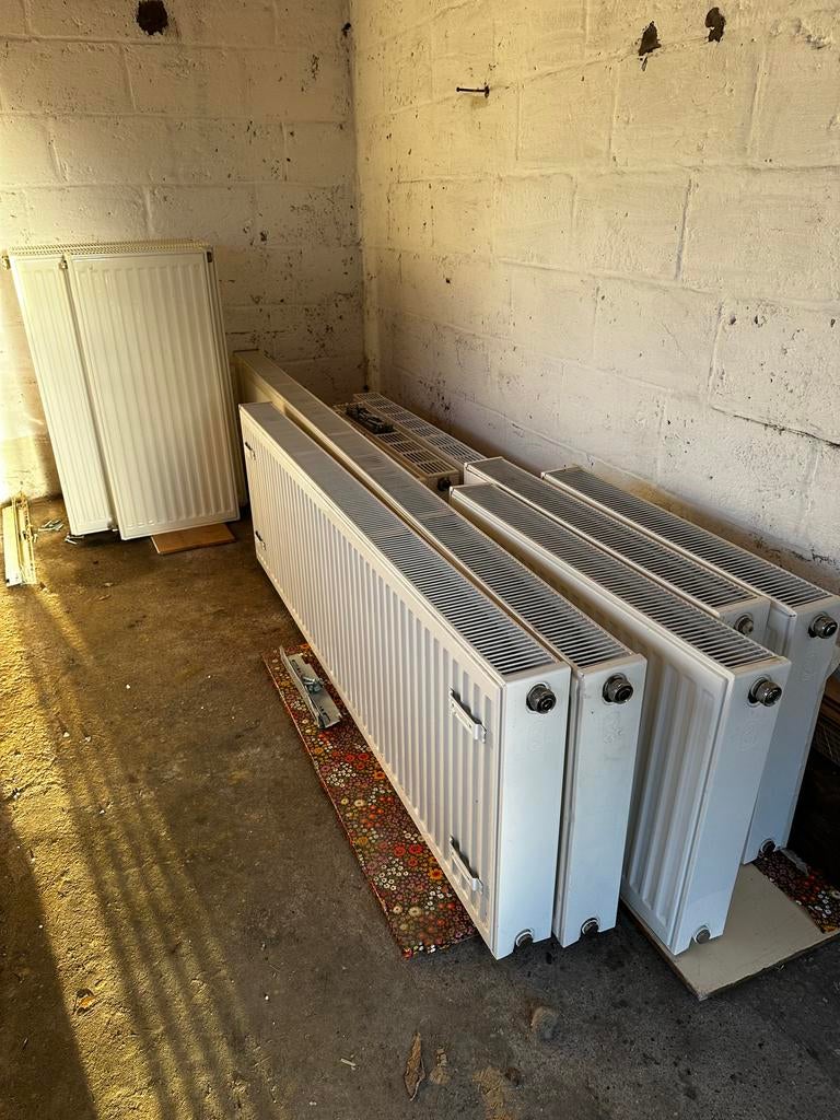 Radiateurs Van Marcke avec supports, Bricolage & Construction, Chauffage & Radiateurs, Enlèvement, Utilisé, Chaudière CC ou Chaudière combinée