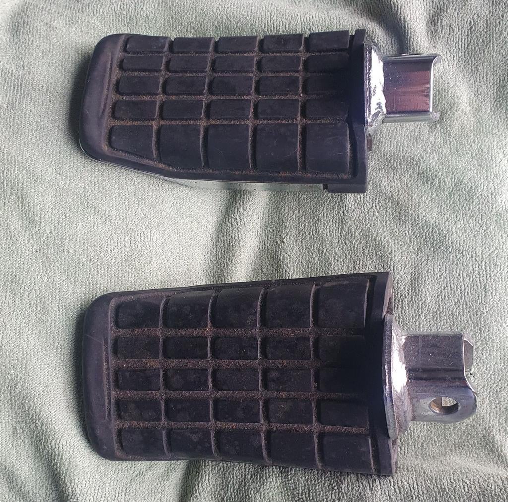 Voetsteun  GL 1500  BWJ 1990 TOT 1999, Motoren, Ophalen of Verzenden