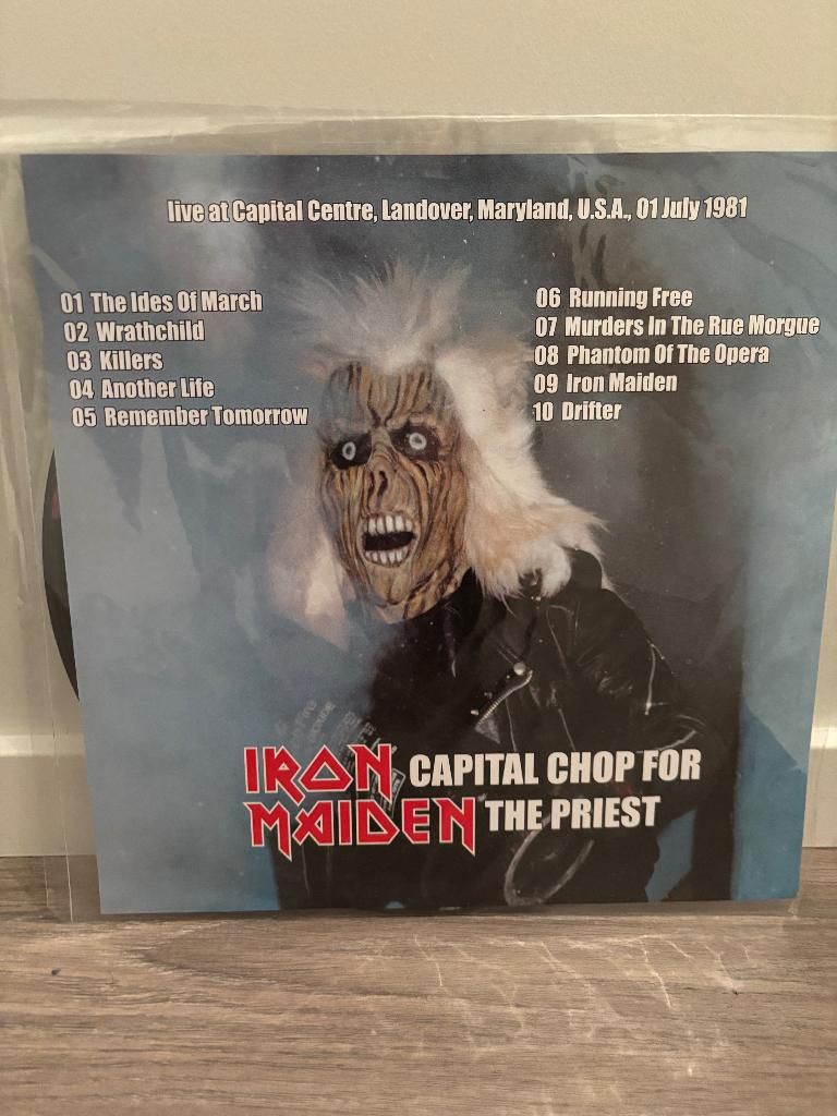 LP - Iron Maiden - Capital chop for the priest, Cd's en Dvd's, Vinyl | Hardrock en Metal, Ophalen of Verzenden, Gebruikt