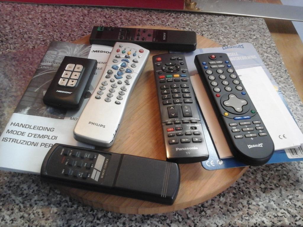 AFSTANDSBEDIENING (9 stuks)(gewijzigd 15.01.2026), Audio, Tv en Foto, Afstandsbedieningen, Ophalen of Verzenden, Nieuw, Universeel