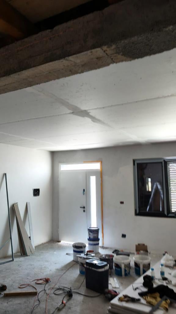 Ervaren schilder beschikbaar van a tot z, Diensten en Vakmensen, Schilders en Behangers, Behangen