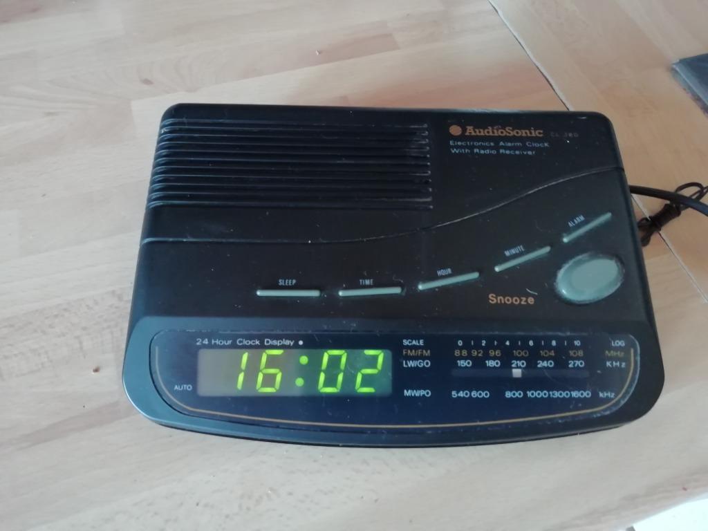 radio réveil, Enlèvement, Utilisé