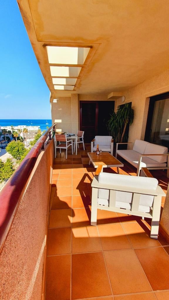 TE HUUR: 2-4 pers. appartement Calpe, 1 slpk., groot terras, Wasmachine, Aan zee, Costa Blanca, Appartement