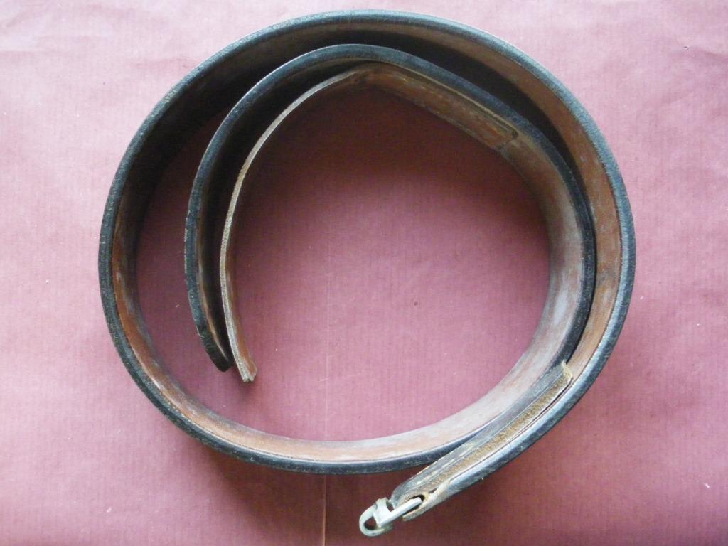 Cuir (95 cm) de ceinturon allemand bien marqué et daté 1941, Collections, Envoi, Armée de terre, Autres types