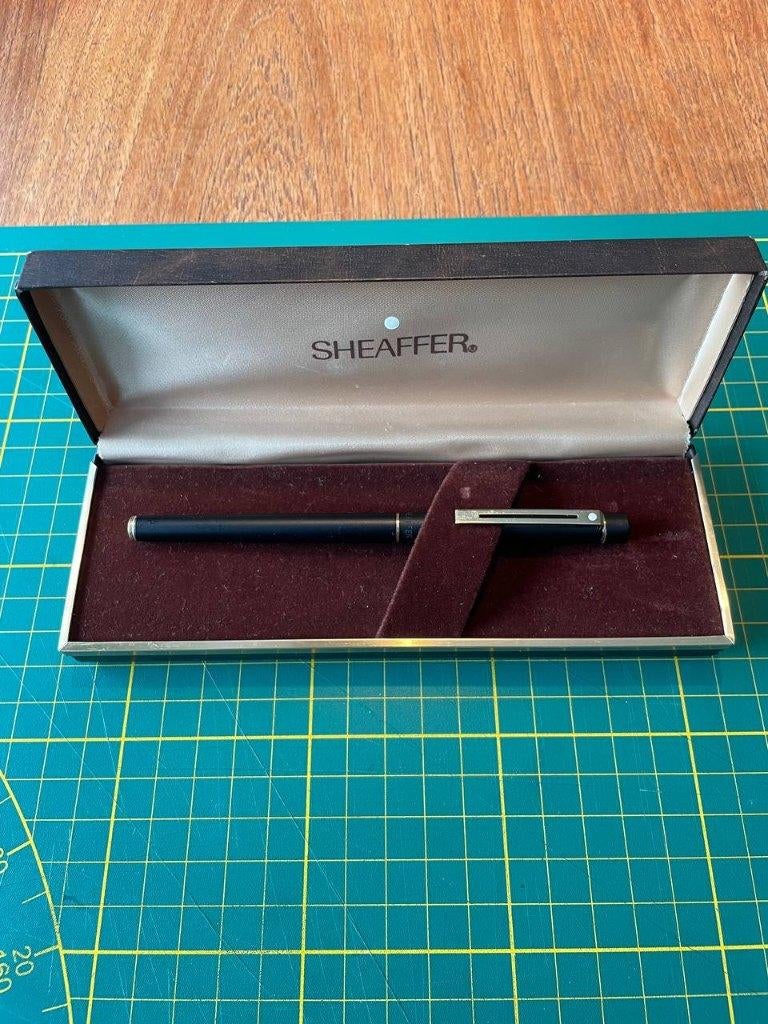 Vintage Sheaffer Targa 1003 Matte Black Rollerball pen, Collections, Stylos, Enlèvement ou Envoi, Sheaffer