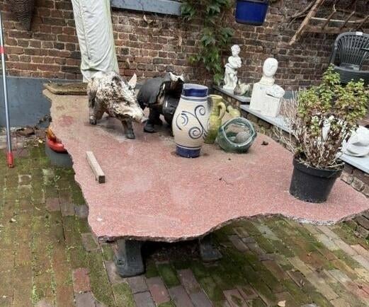 Robuuste tuintafel met gietijzeren onderstel, Antiek en Kunst, Ophalen
