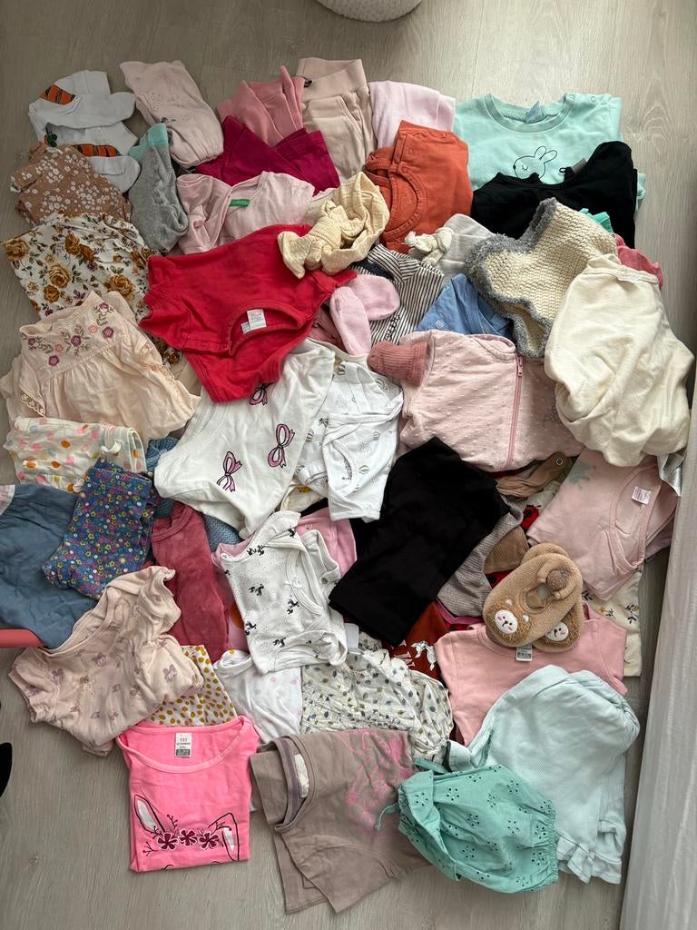 0/24 mois fille tout pour 45€, Enfants & Bébés, Enlèvement, Utilisé