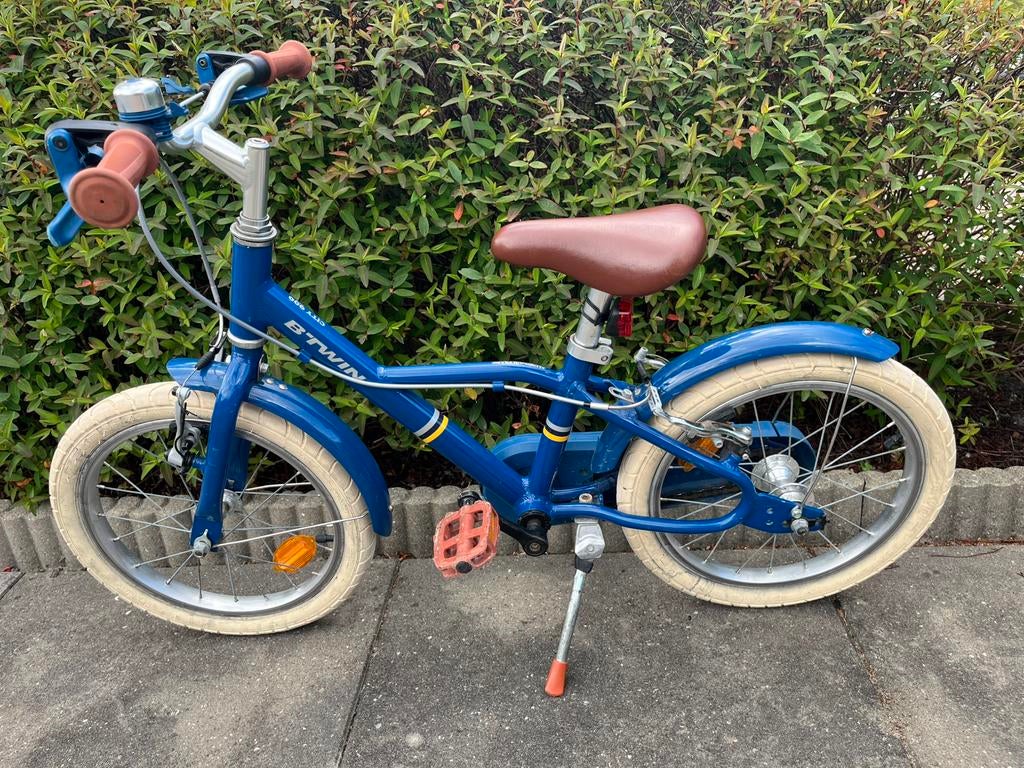 Kinderfiets B-Twin 16 INCH (2de fiets beschikbaar), Fietsen en Brommers, Fietsen | Driewielfietsen, Ophalen, Gebruikt