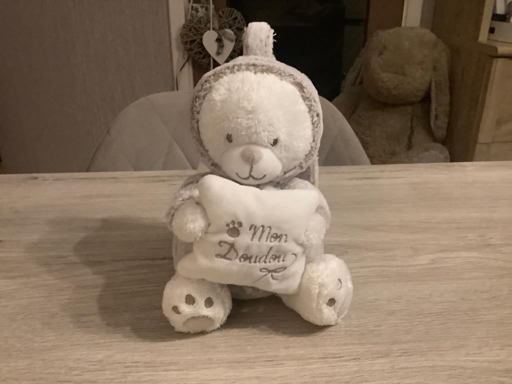 Baby muziekmobiel beertje (28 cm), Kinderen en Baby's, Ophalen of Verzenden, Zo goed als nieuw, Mobiel, Met geluid