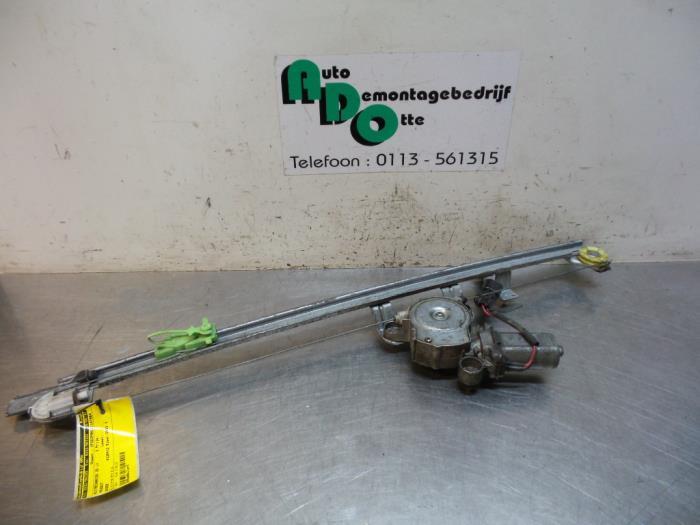 Mécanique vitre 2portes avant gauche d'un Peugeot Boxer, Autos : Pièces & Accessoires, -, 3 mois de garantie, Utilisé, -