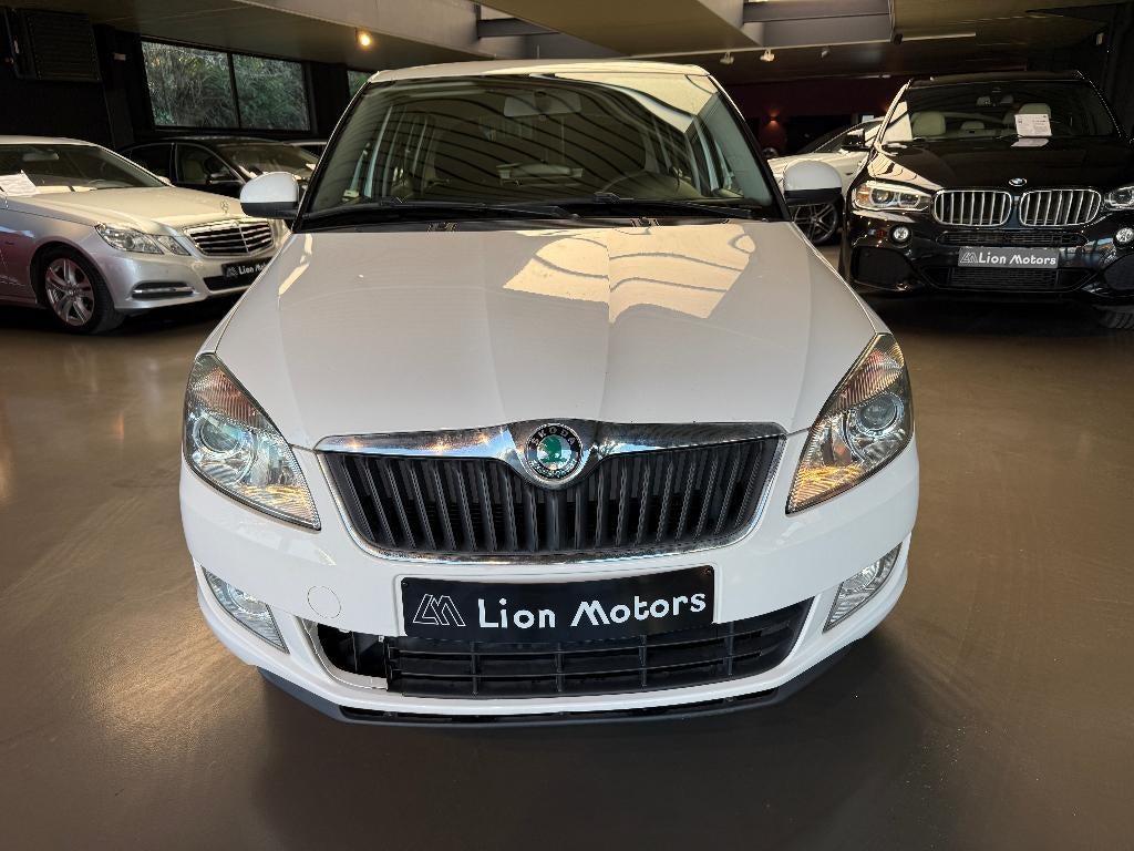 SKODA FABIA 1.2 TDI, Voorwielaandrijving, Euro 5, Stof, Zwart