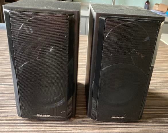2 boxen sharp, TV, Hi-fi & Vidéo, Enceintes, Autres marques, Moins de 60 watts, Enlèvement, Utilisé