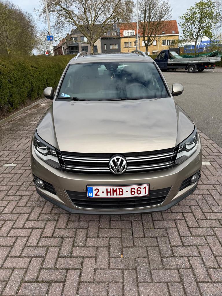 VW Tiguan 2.0 essence 4x4, Autos, Cuir, Euro 6, 5 portes, 5 places
