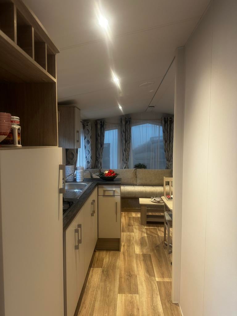 STOCK LUXUEUX COMPACT HAVANA 850X315/2 AVEC CANAPÉ-LIT, Caravanes & Camping, Jusqu'à 6