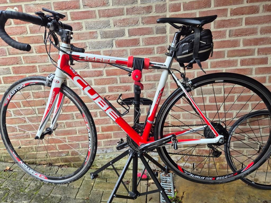 Racefiets  met electrische ondersteuning, Fietsen en Brommers, Fietsen | Racefietsen, Ophalen