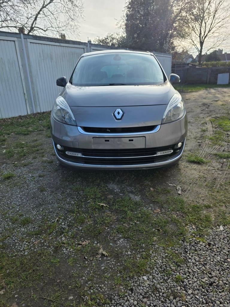 Renault grand scenic 3  bosse, Autos, Achat, Boîte manuelle, Noir, 5 portes