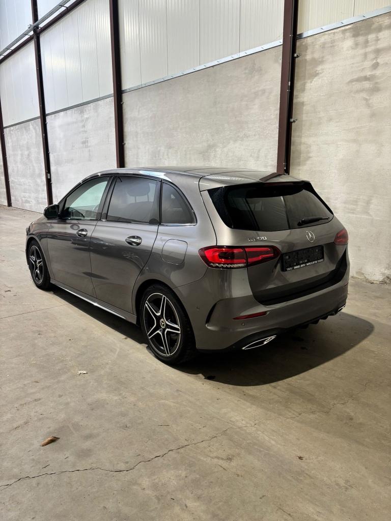 Mercedes B200 AMG line, Auto's, Mercedes-Benz, Monovolume, Euro 6, 120 kW, Bedrijf
