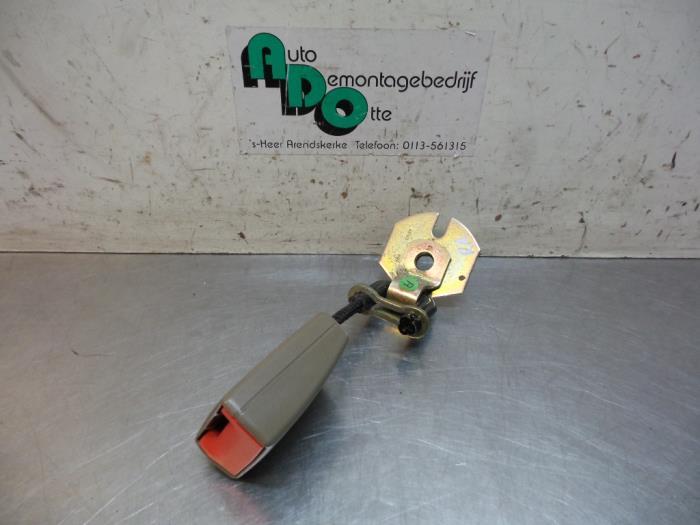 Insertion ceinture de sécurité arrière droite d'un Jaguar, -, Utilisé, Jaguar, -