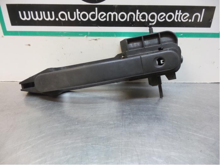 Portiergreep 2Deurs links van een Ford Fiesta (Fiesta 02-), Gebruikt, -, -, Ophalen of Verzenden