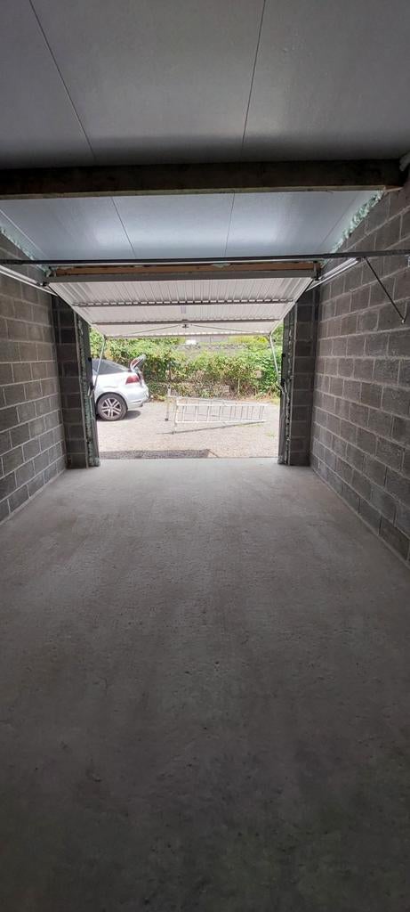 Garage spacieux à louer Boussu A LIRE!!, Location