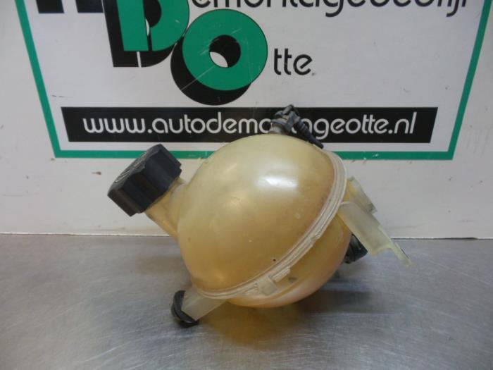 Réservoir d'expansion d'un Citroen C4 (C4 04-), Autos : Pièces & Accessoires, -, 3 mois de garantie, Utilisé, -