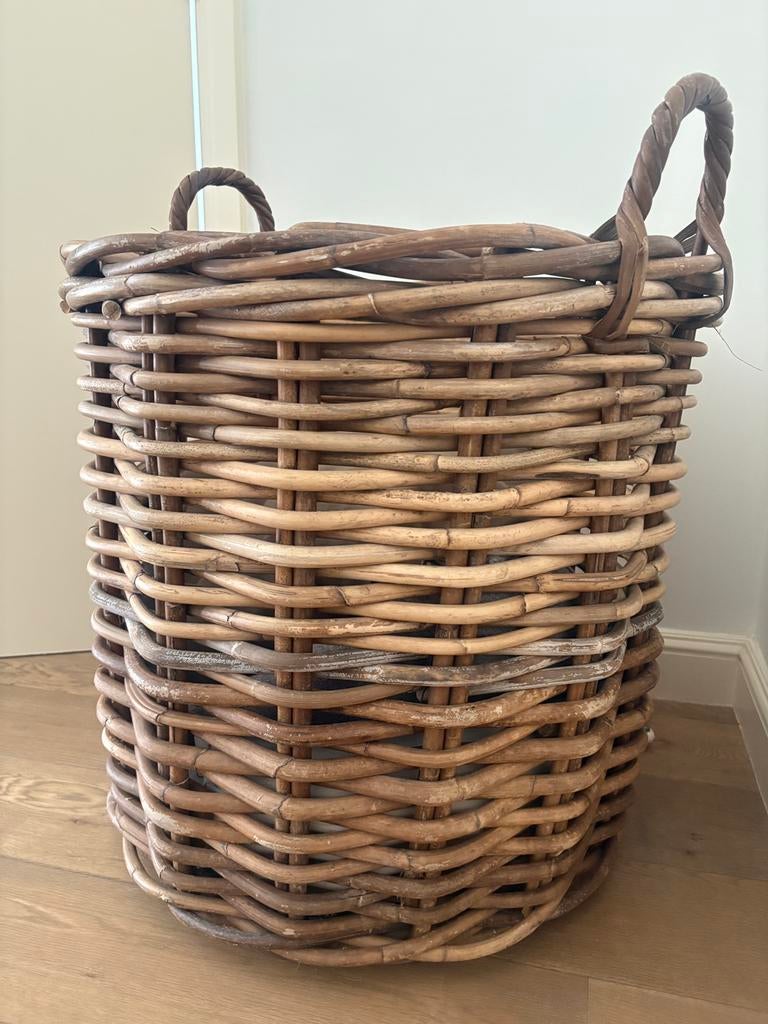 Panier en osier rustique pour oreillers et plaids, Maison & Meubles, Osier, Rond, Enlèvement, Panier