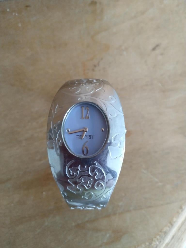 polshorloge ESPRIT - perfecte staat, Handtassen en Accessoires, Horloges | Dames, Staal, Staal, Ophalen of Verzenden, Zo goed als nieuw