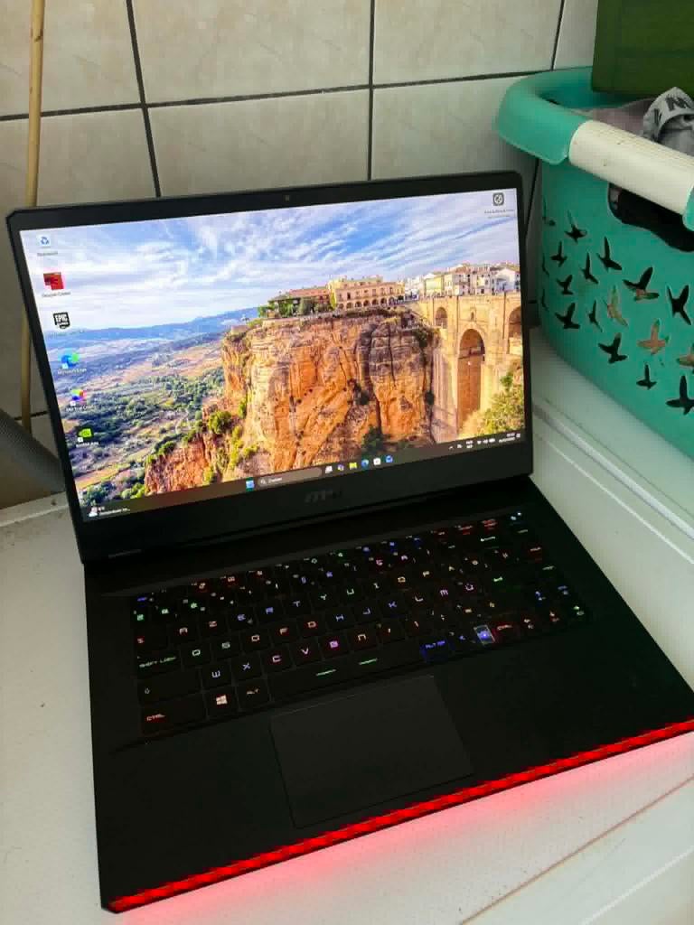 Game pc moet weg, Ophalen, Zo goed als nieuw