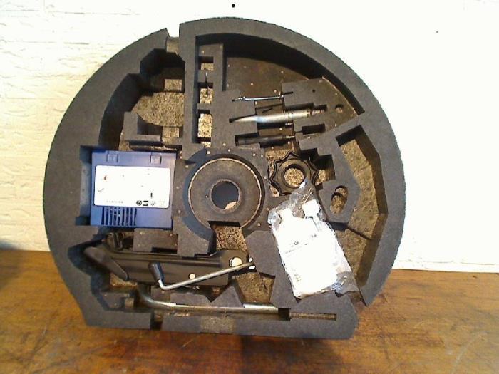 Cric d'un Volkswagen Golf, Autos : Pièces & Accessoires, Volkswagen, -, 3 mois de garantie, Utilisé