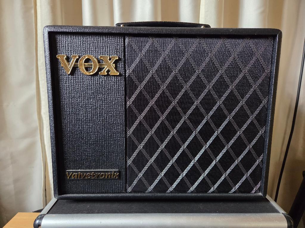 Gitaarversterker VOX - Valvetronix VT20X, Muziek en Instrumenten, Versterkers | Bas en Gitaar, Ophalen, Zo goed als nieuw, Gitaar