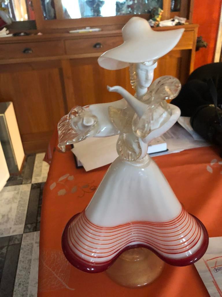 Danseuse de Murano, Antiquités & Art, Enlèvement