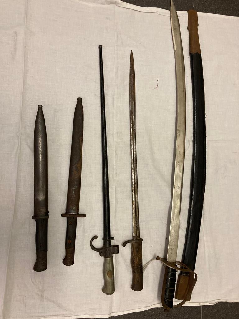 Oude sabels., Verzamelen, Verzenden