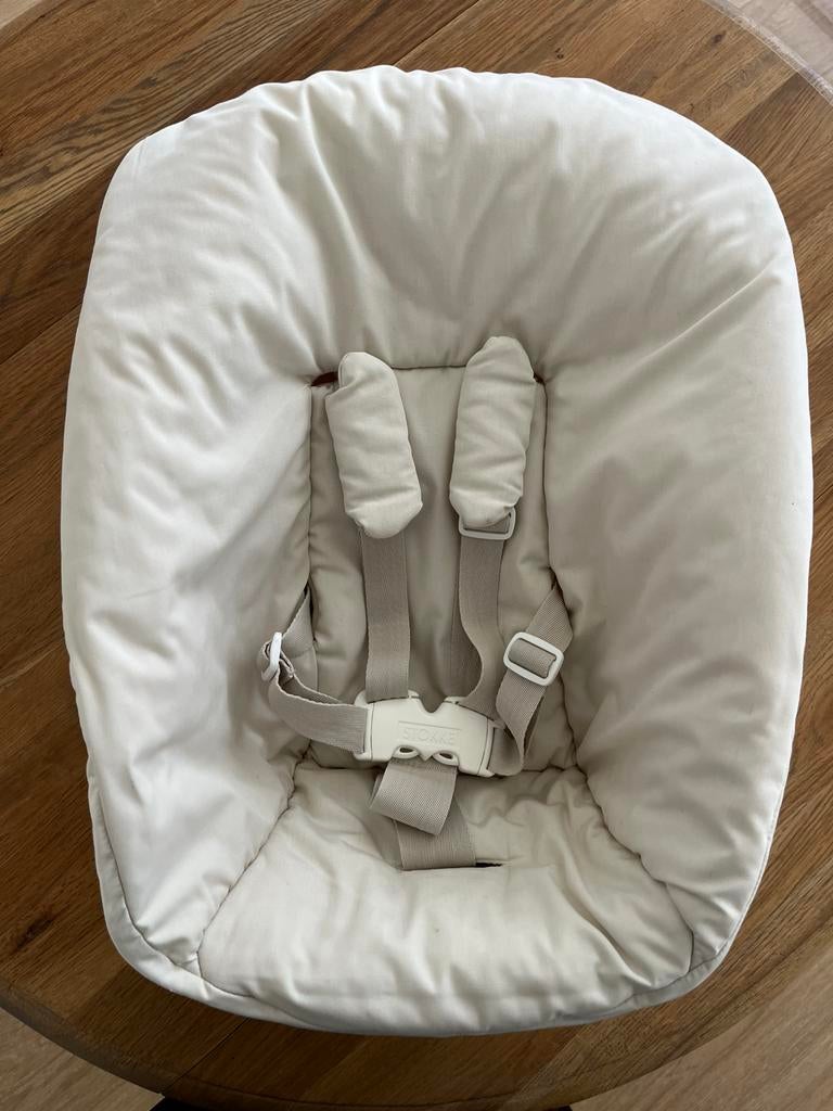 Newborn set tripp trapp, Enfants & Bébés, Enlèvement, Comme neuf