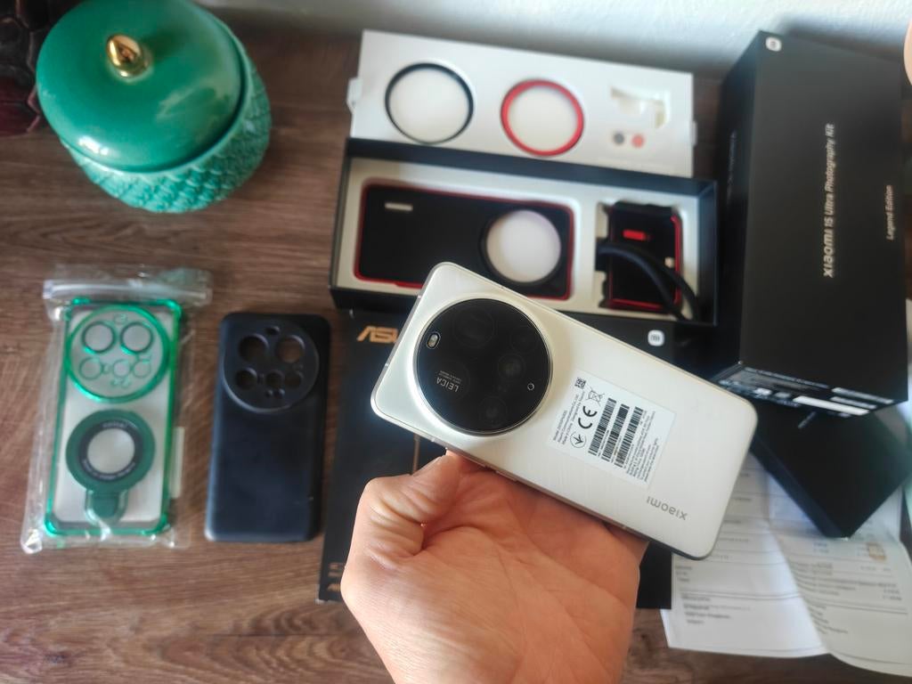 Xiaomi 15 Ultra 512 Go + kit de caméra + accessoires, Enlèvement ou Envoi