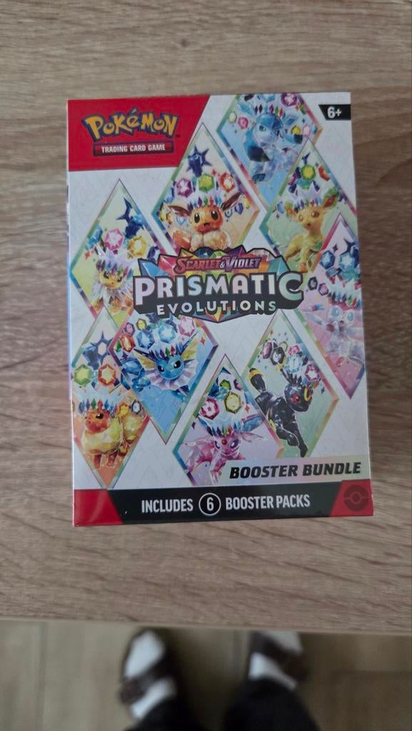 Prismatic evolutions booster bundle, Ophalen, Booster
