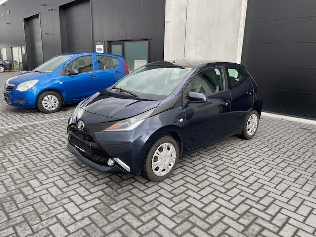Toyota Aygo 1.0I X Play Touch, Camera, Airco, 4 deuren, Voorwielaandrijving, Stof, Blauw, Bedrijf