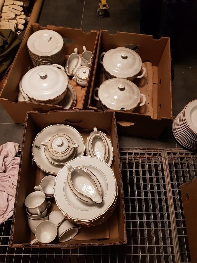 service vaisselle du HQ de la 4em brigade infanterie blindée, Verzamelen, Militaria | Algemeen, Ophalen, Overige soorten, Overige typen