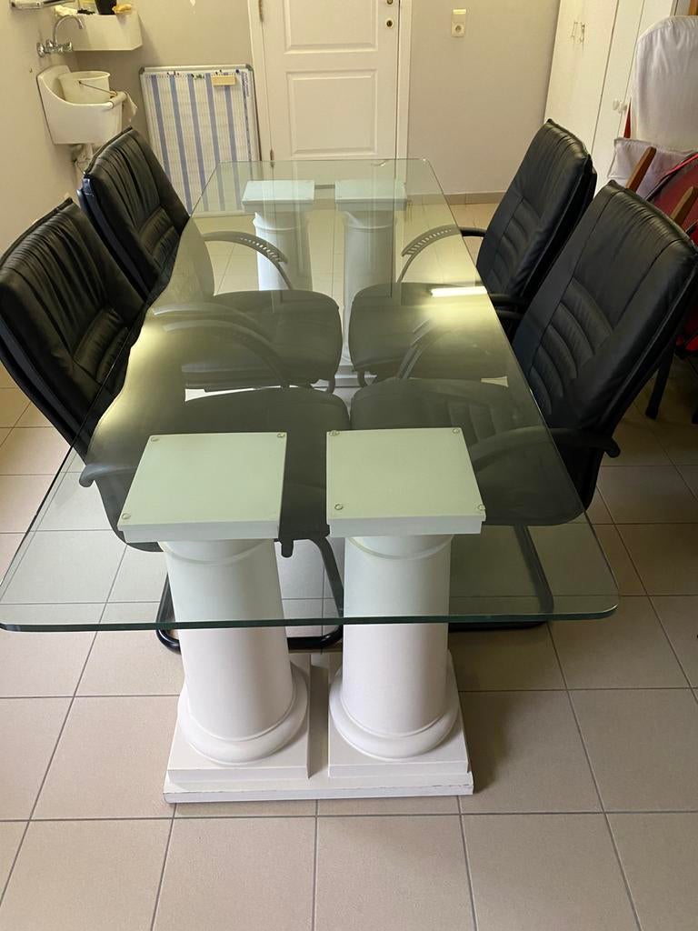 Eettafel met 4 stoelen, Ophalen, Zo goed als nieuw
