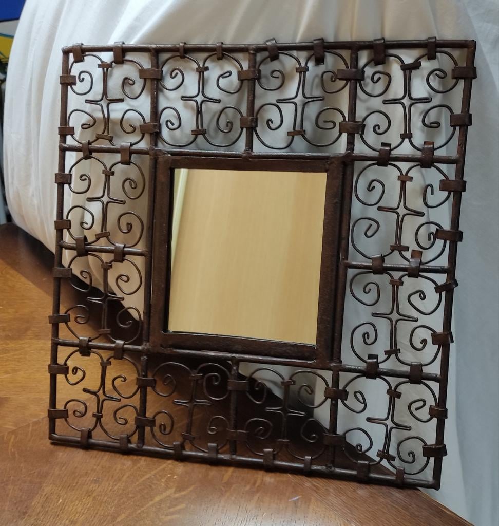 Bronzen oosterse spiegel, Huis en Inrichting, Woonaccessoires | Spiegels, Ophalen