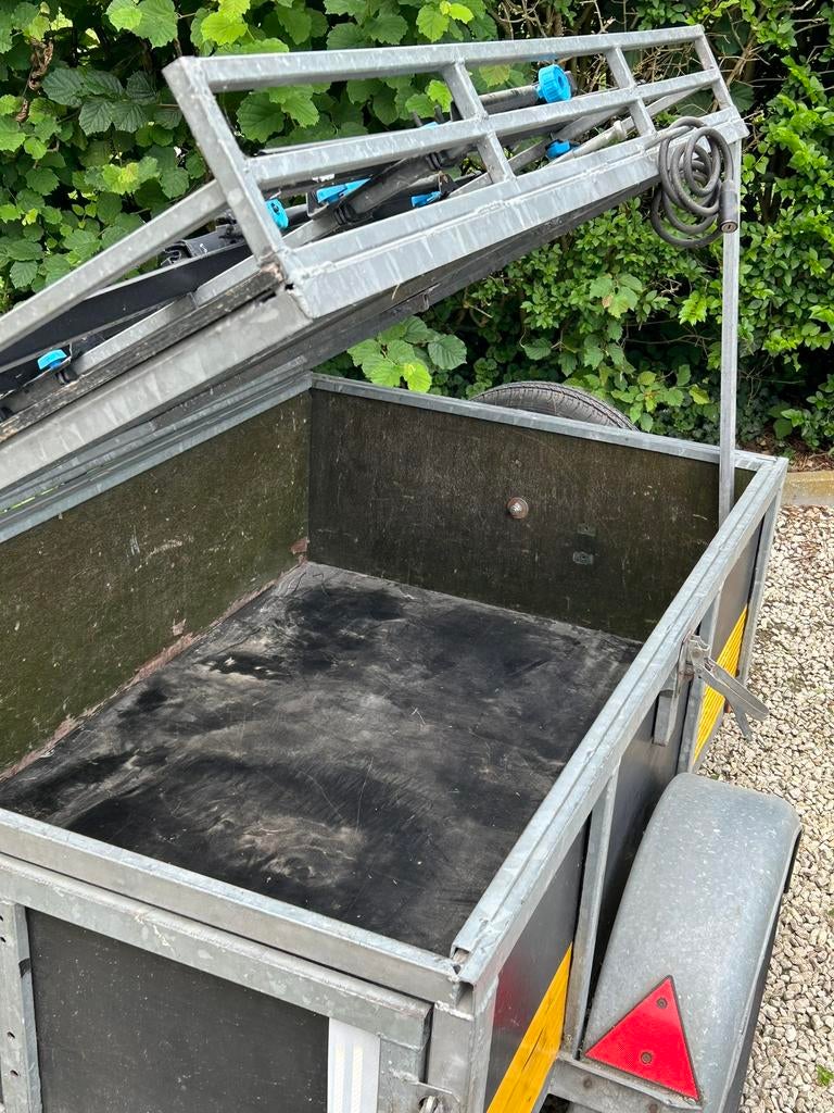 Gesloten aanhangwagen + fietsdeuren, Auto diversen, Aanhangers en Bagagewagens, Ophalen, Gebruikt