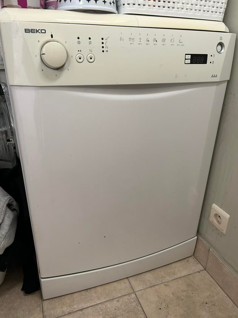 BEKO vaatwasser, Elektronische apparatuur, Vaatwasmachines, Ophalen, Zo goed als nieuw
