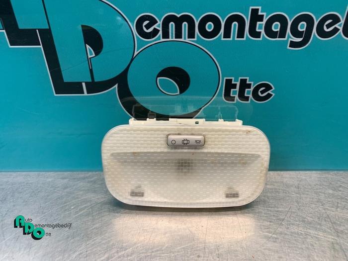 Eclairage intérieur avant d'un Peugeot Expert (Expert 07-), -, 3 mois de garantie, Utilisé, -