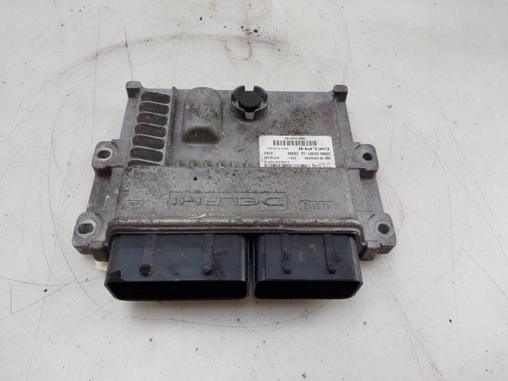 CALCULATEUR MOTEUR ECU Opel Vivaro (01-2019/03-2024), Utilisé, Opel