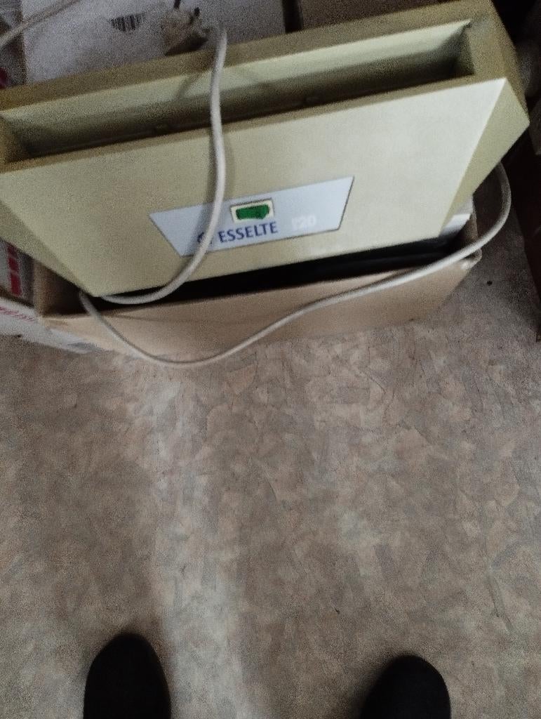 THERMO RELIEUR ESSELTE Doe een bod, Ophalen of Verzenden, Zo goed als nieuw